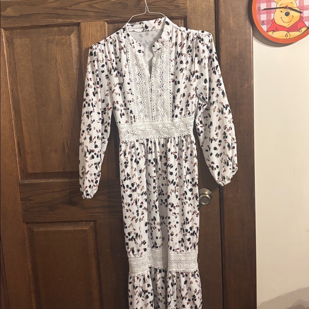 Long Sleeve White Floral Lace-Trim Maxi Dress
